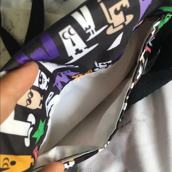 Lesportsac Alphabet Pattern Crossbody Bag - Picture 8 of 8